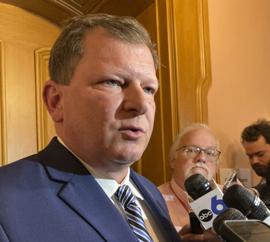 Ohio GOP rivalry escalates with lawsuit against House Speaker | News, Sports, Jobs - Vimarsana News